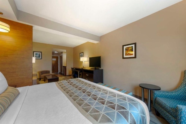 Best Western Plus Miami Executive Airport Hotel & Suites image 14